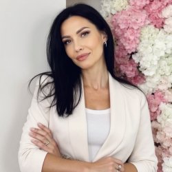 Jelena Divac - L’Avenue