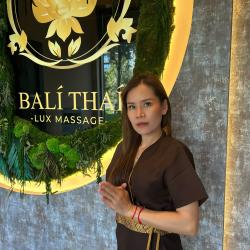 Meri - Mai Thai Lux Waterfront