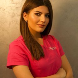 Ivana Adamović - Madam In