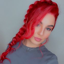 Jelena - Red Coco Beauty