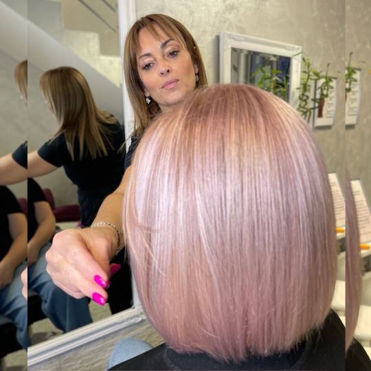 Beauty in Style DM #novisad Farbanje kose Farbanje - kratka kosa