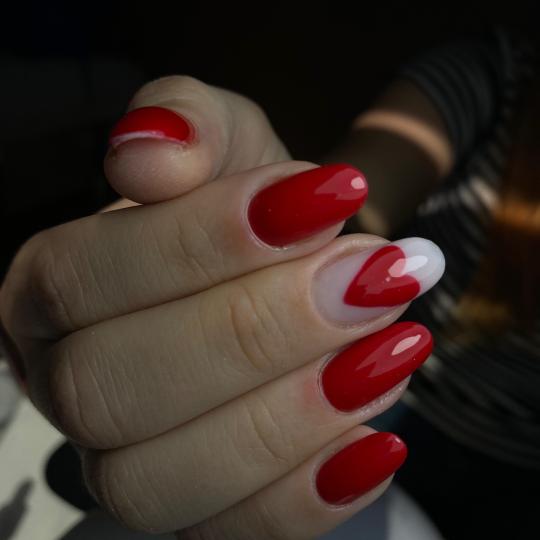 Metime lounge #beograd Izlivanje noktiju Korekcija izlivanja noktiju / gel X - L dužina