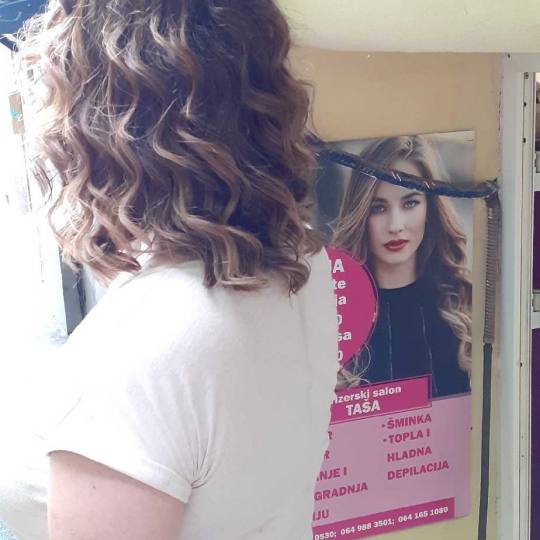 Queens - My Way Vračar #beograd Farbanje kose Balayage - kosa srednje dužine