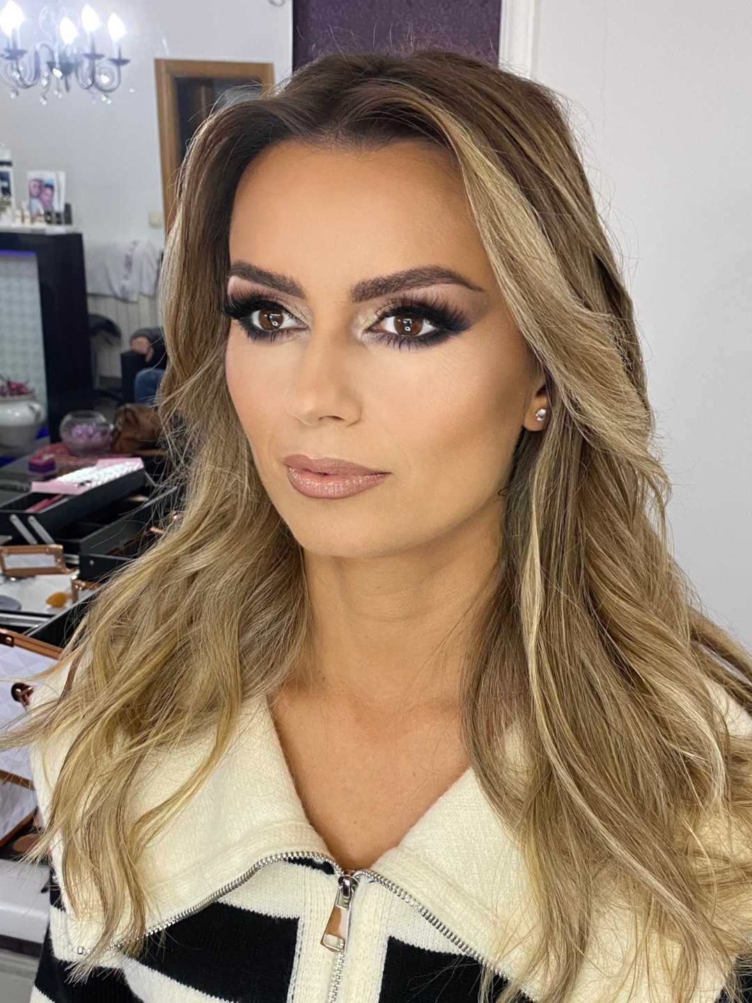 Avangard In #beograd Make-up / šminkanje Profesionalno šminkanje + veštačke trepavice