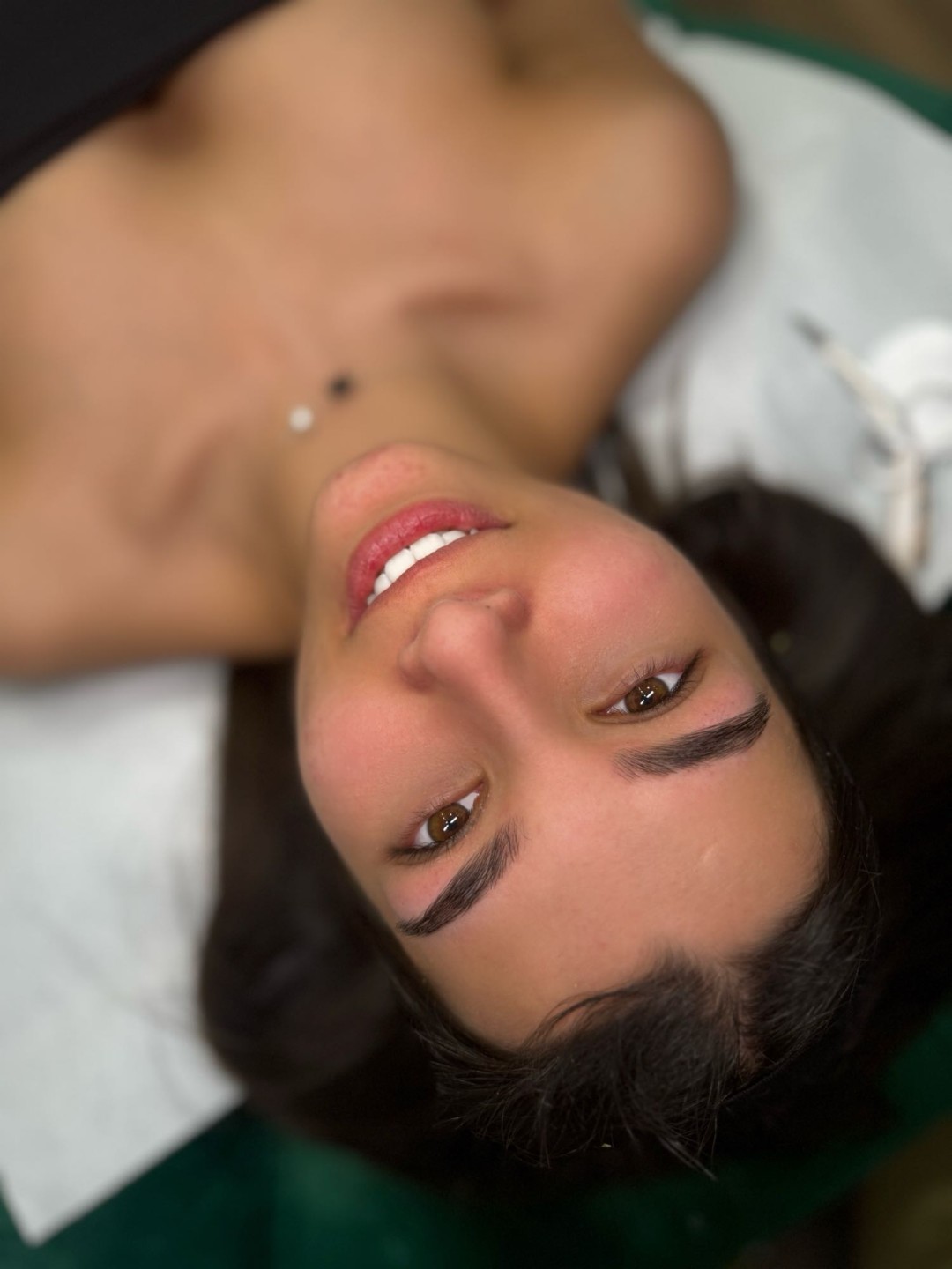 Alexandria Brow&Beauty lounge #beograd Obrve Oblikovanje obrva pincetom / voskom - za dame