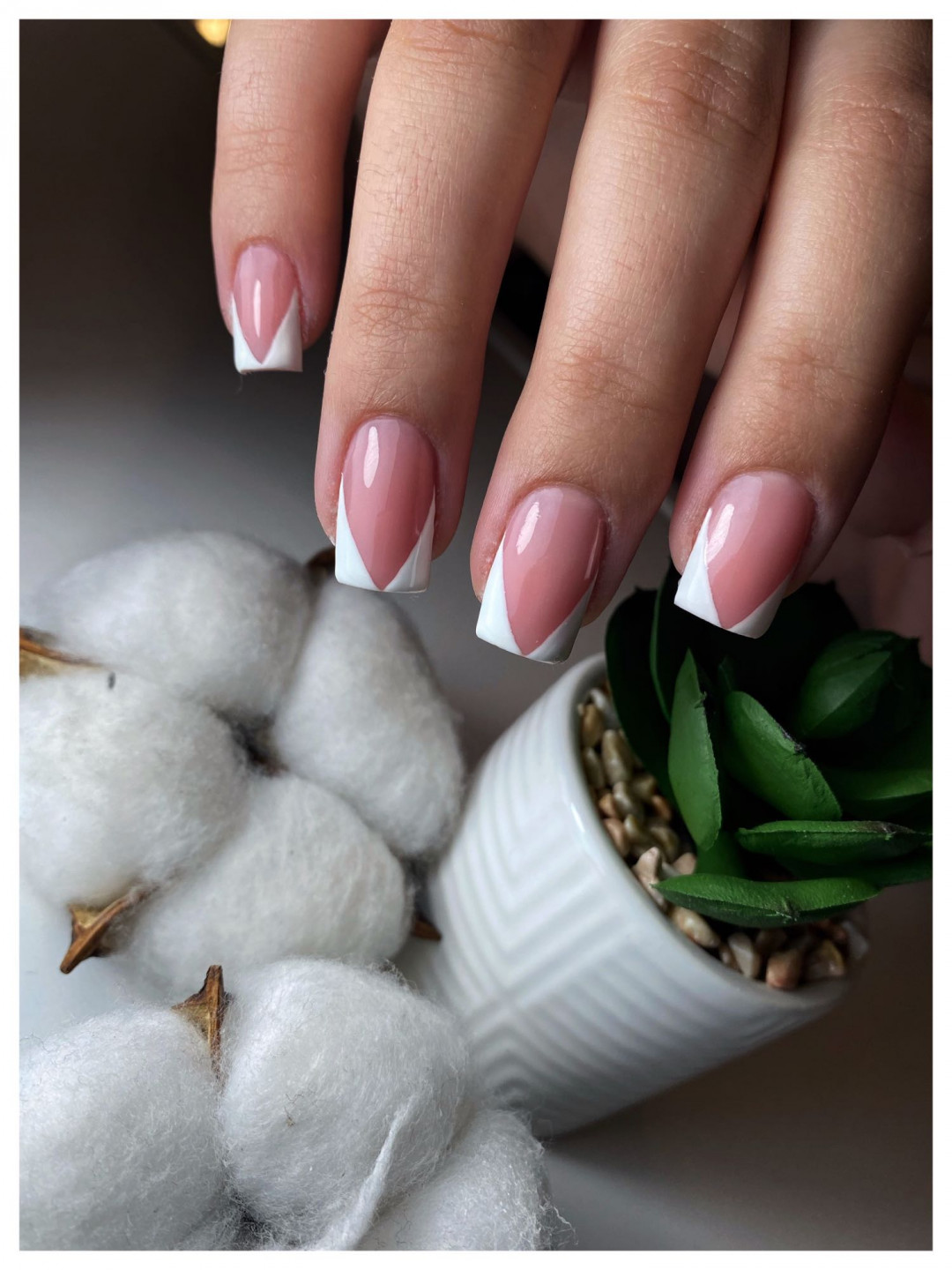 Monami beauty #beograd Ojačavanje noktiju Korekcija ojačavanja noktiju M - dužina