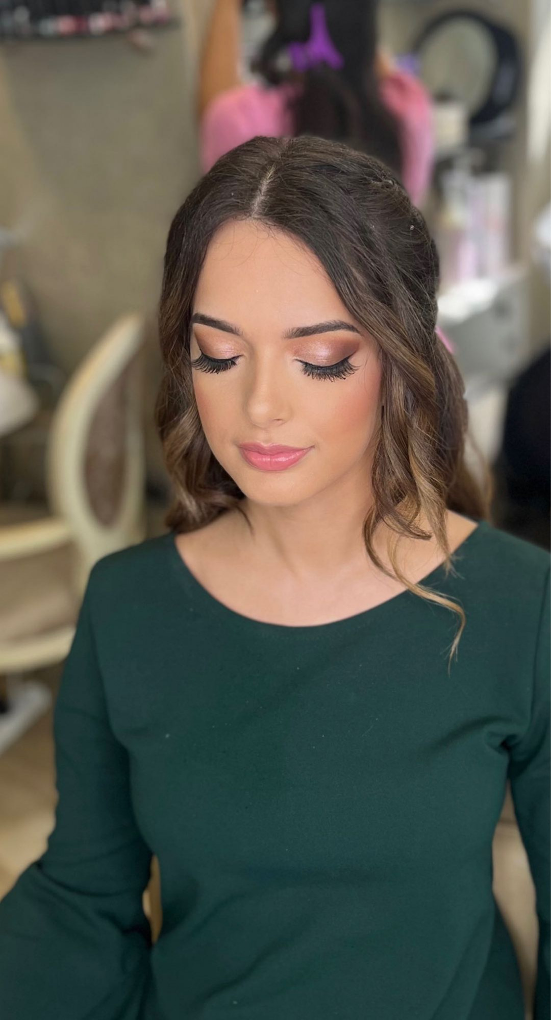 Bibi beauty centar #beograd Make-up / šminkanje Profesionalno šminkanje + veštačke trepavice + svečana frizura