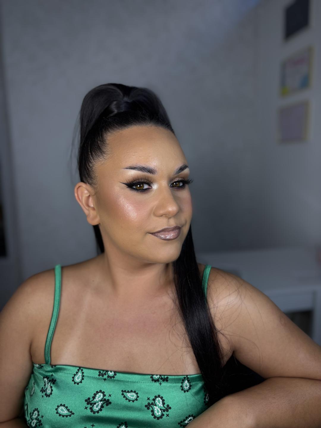 Profesionalno šminkanje + veštačke trepavice - Artist Alex Studio, Niš Make-up / šminkanje Lice Make-up / šminkanje, Niš, Medijana