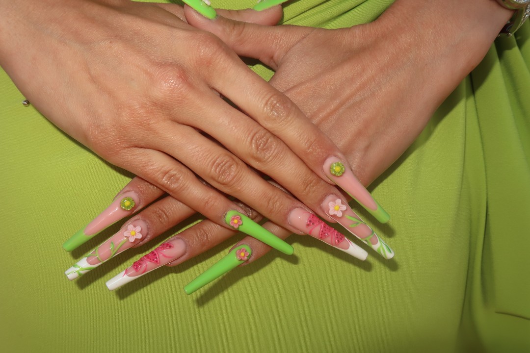 The Maya #beograd Izlivanje noktiju Izlivanje noktiju gelom + nail art - XXL dužina