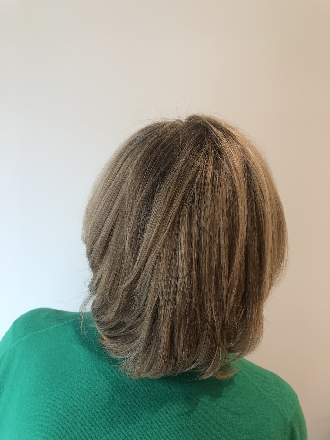 Blush hair studio #beograd Pramenovi Pramenovi na foliju - kratka kosa
