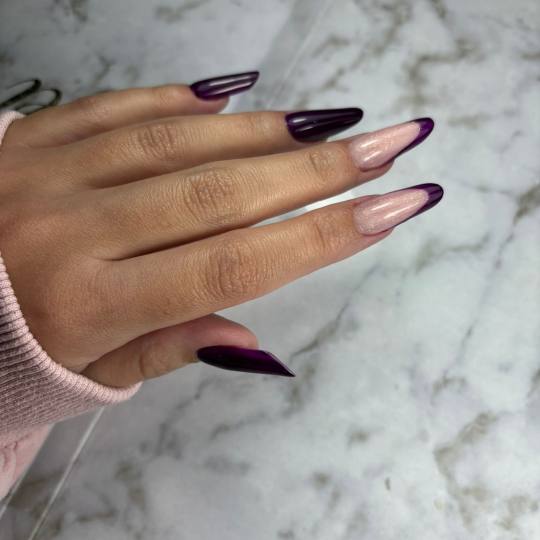 Aj Beauty Centar #pancevo Izlivanje noktiju Izlivanje noktiju gelom - L dužina Dual forme💫