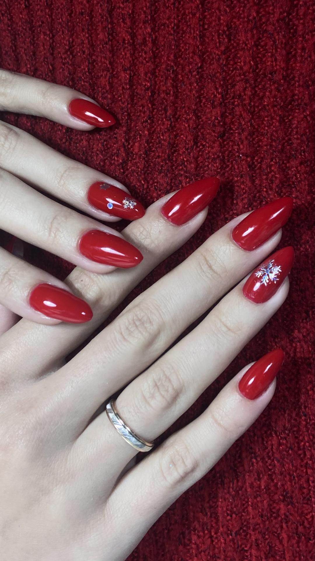 Lak dizajn - Touch Aesthetic&Medical care, Beograd Lakiranje noktiju Nokti Lakiranje noktiju, Beograd, Vračar, Čubura, Crveni krst
