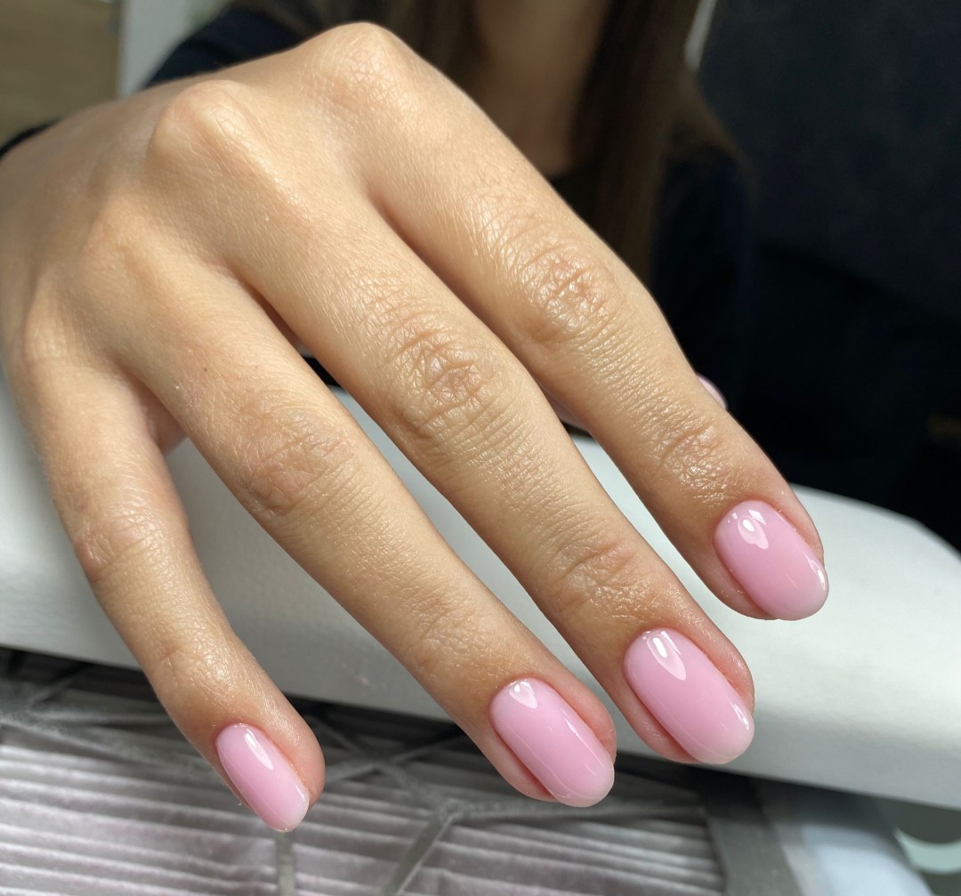 GM Beauty studio #beograd Manikir Korekcija izlivanja noktiju - tuđi rad