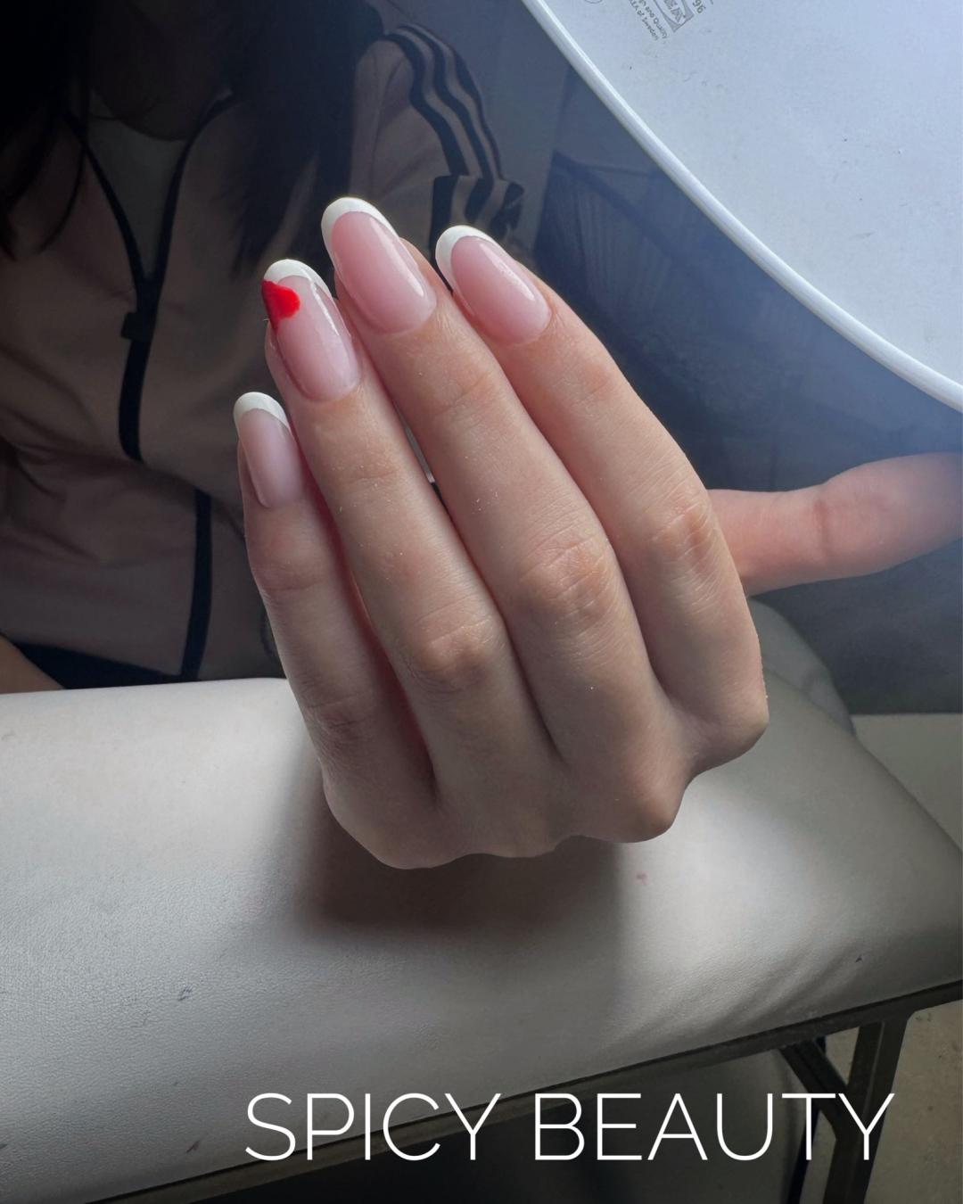 Ojačavanje noktiju rubber bazom - M dužina - Spicy beauty, Beograd Ojačavanje noktiju Nokti Ojačavanje noktiju, Beograd, Bežanijska kosa, Bežanija, Ledine, Surčin