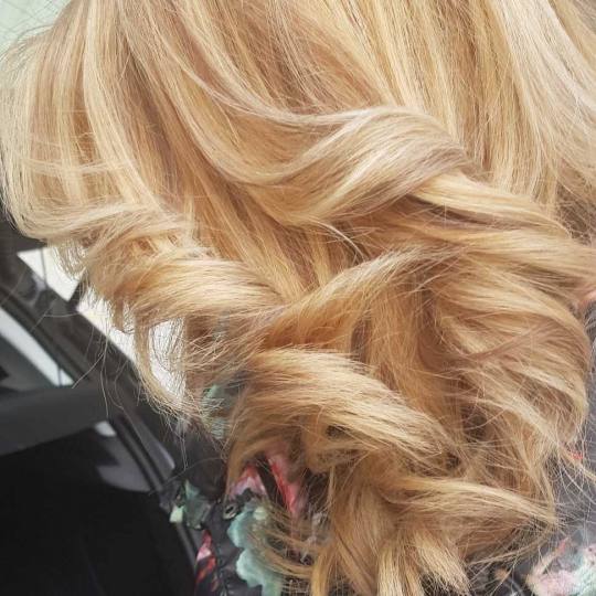 Cut 'n' Go #novisad Pramenovi Pramenovi - duga kosa + gratis tretman za negu kose