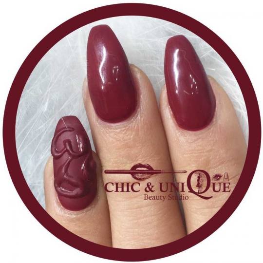 Chic & Unique #beograd Nadogradnja noktiju 3D nails art red Nadogradnja noktiju tipsama Da li su Vam