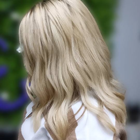 Emaleon #stara-pazova Ombre, sombre, balayage Balayage - duga kosa+šišanje i feniranje