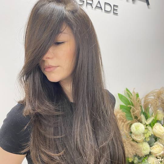 Golden Beauty Shop #beograd Žensko šišanje Žensko šišanje + feniranje - duga kosa
