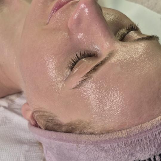 Beauty Koko Housse - Vračar #beograd Tretman lica Higijenski tretman lica + hidratacija lica + obli
