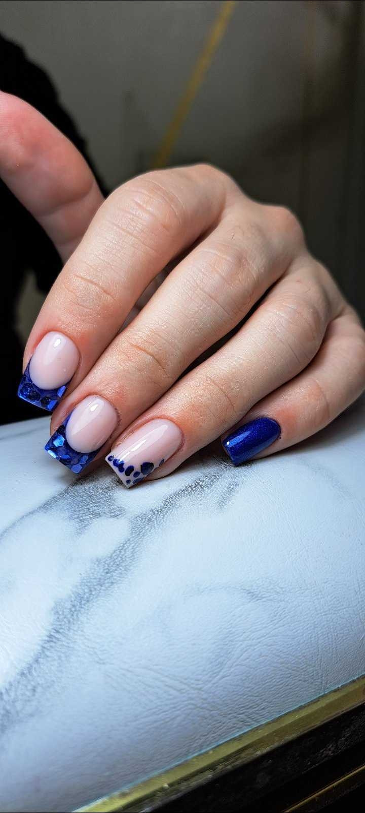 Ashanti Beauty Salon & Academy #beograd Ojačavanje noktiju Ojačavanje prirodnih noktiju gelom - french