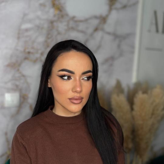 Alexandria Brow&Beauty lounge usluga