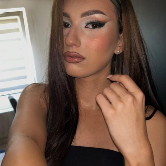 Golden beauty by Mimi #nis Make-up / šminkanje Profesionalno šminkanje + veštačke trepavice
