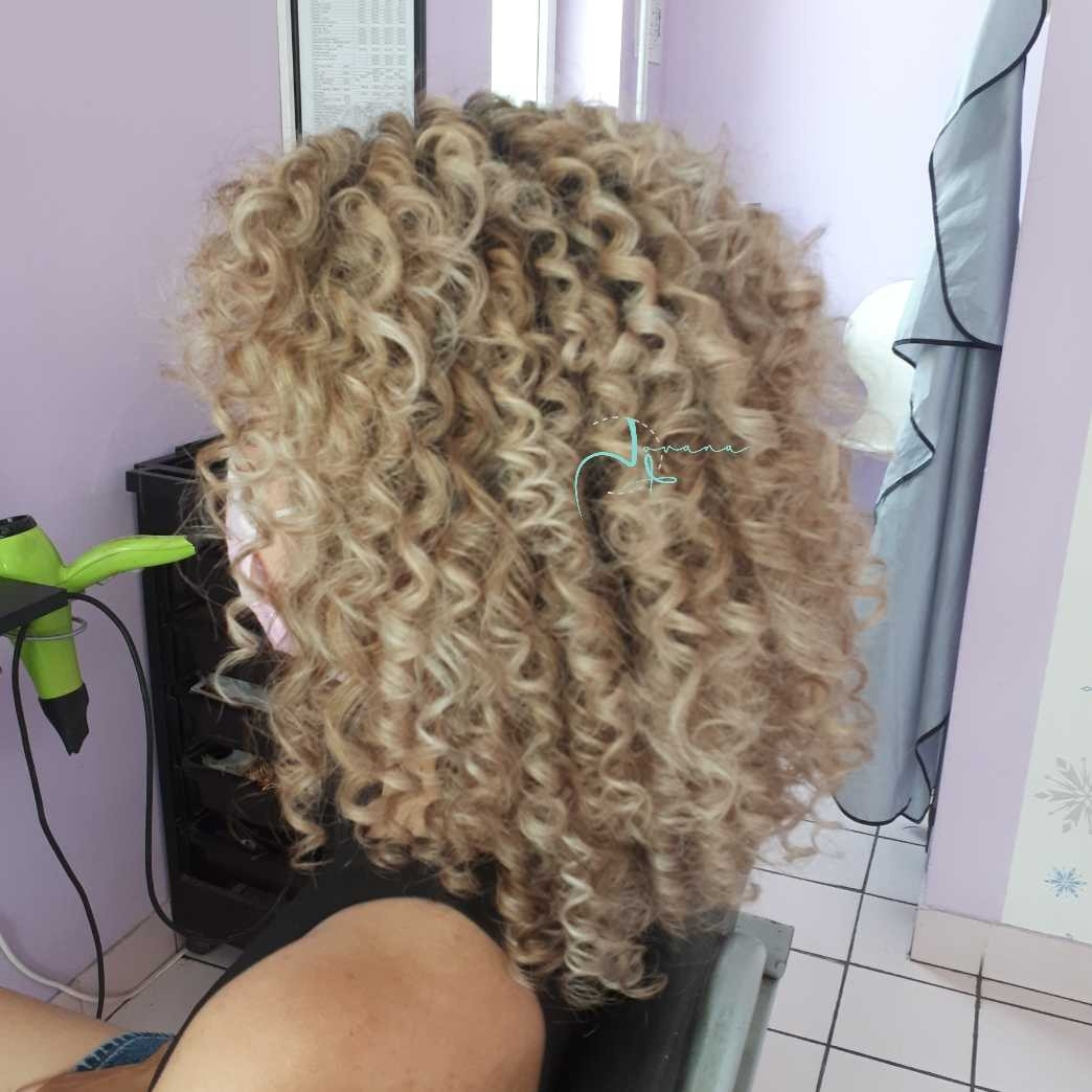 Jovana + #beograd Uvijanje, lokne i talasi Afro lokne - duga kosa