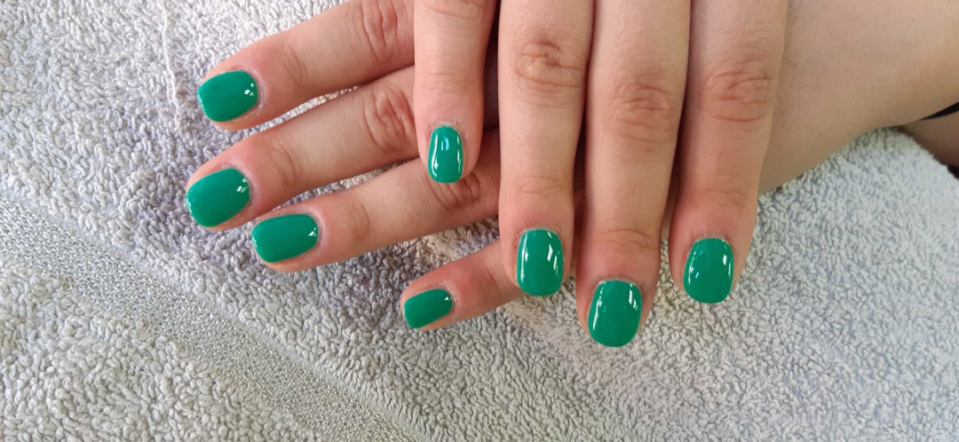 Estetik & Hairstilyst studio F #beograd Gel lak Gel lak - ruke