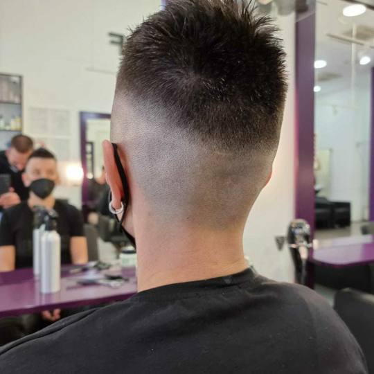 Alfaparf Studio Ada Mall #beograd Muško šišanje Muško šišanje mašinicom + makazama