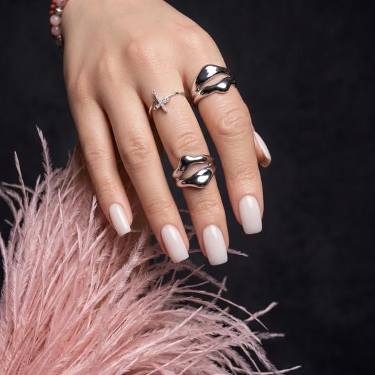 aBeauty Salon Lepote #beograd Korekcija noktiju KOREKCIJA NOKTIJU (Naš rad) M dužina Ako želiš n