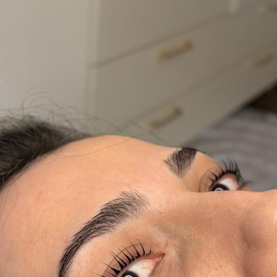 Almari Beauty Concept #kragujevac Trepavice Lash lift Lice
