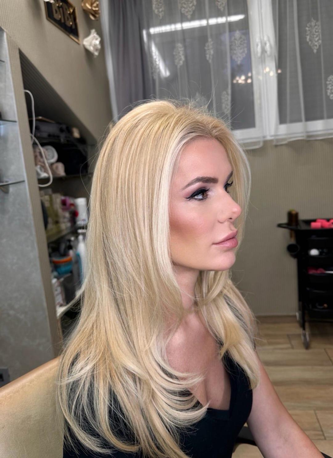 Profesionalno šminkanje + feniranje ravno - Bibi beauty centar, Beograd Make-up / šminkanje Lice Make-up / šminkanje, Beograd, Banovo brdo