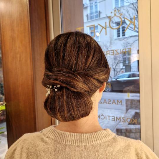 Koketa #beograd Svečane i frizure za svadbu Pletenica Pundja, sofisticira, elegantna i ekstravagant