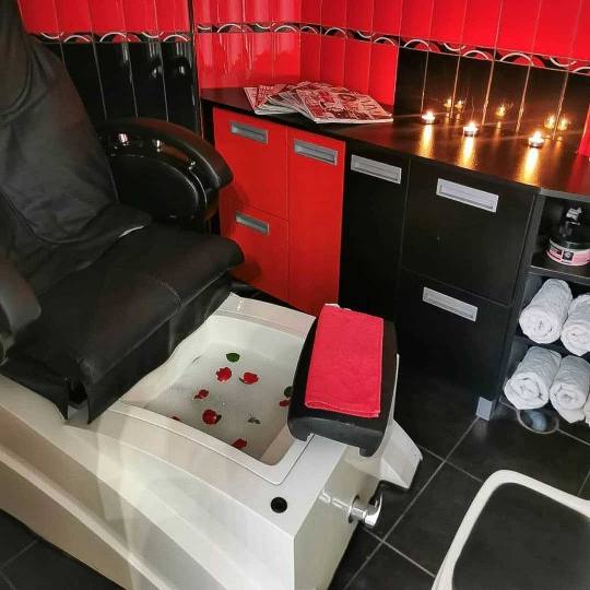 Grossi cosmetic #beograd Estetski pedikir
