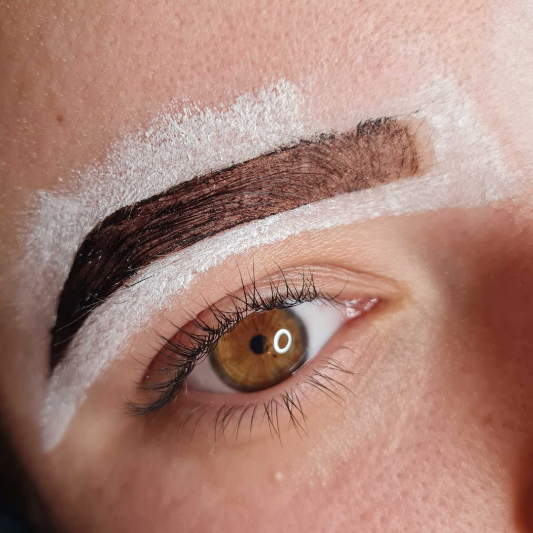Oblikovanje obrva pincetom + farbanje obrva kanom - Right Beauty, Beograd Obrve Lice Obrve, Beograd, Centar, Stari grad, Dorćol