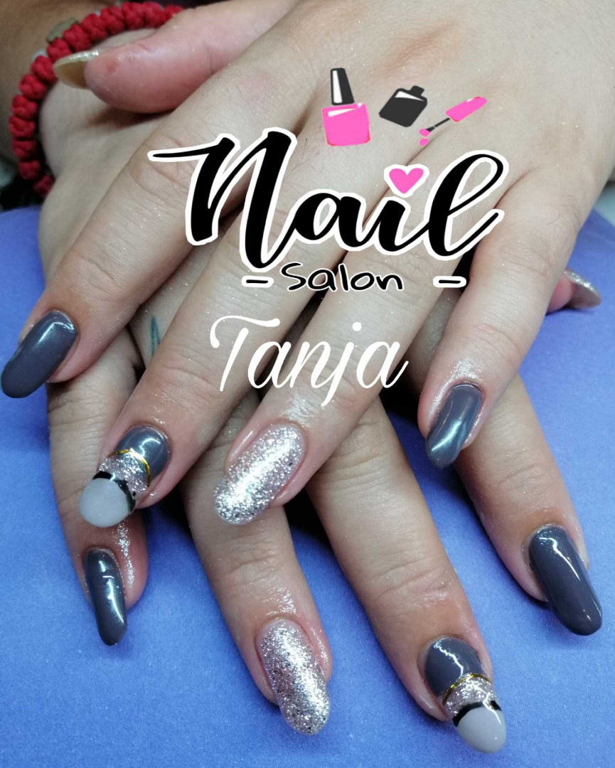 Tanja #beograd Ojačavanje noktiju Ojačavanje prirodnih noktiju gelom Dipping powder - nokti srednje dužine