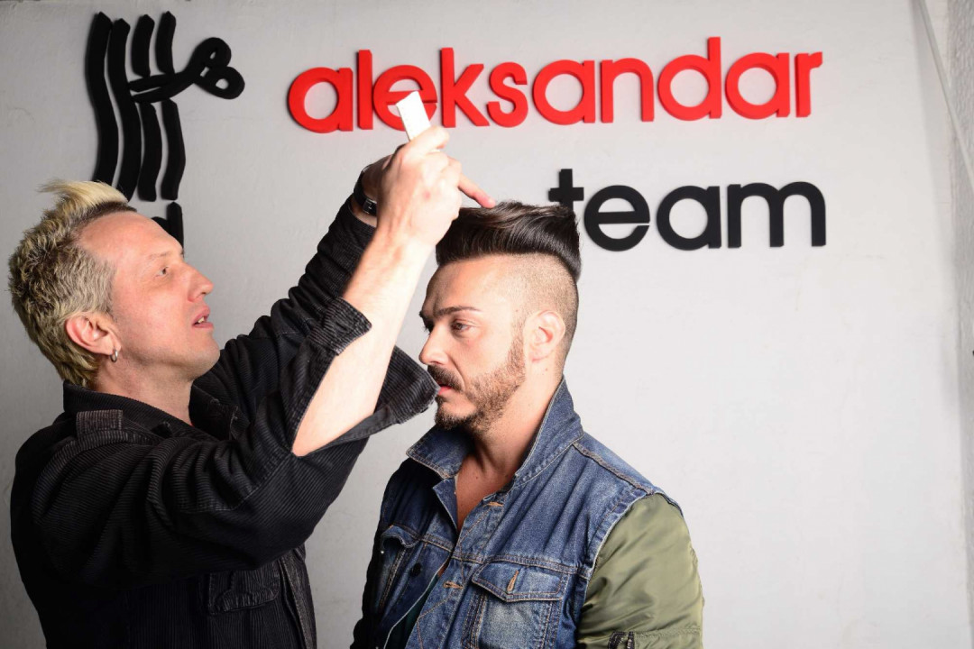 Aleksandar Team #beograd Muško šišanje Muško šišanje makazama + mašinicom - top stilista