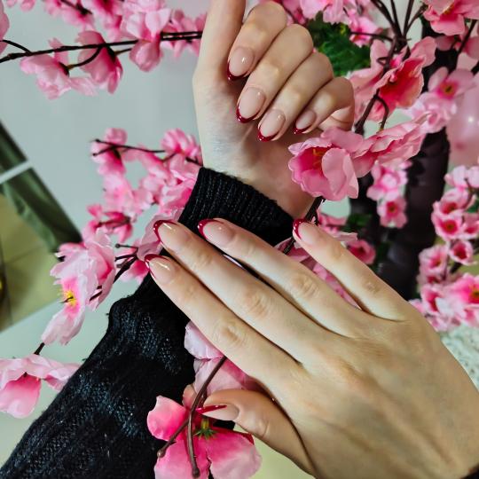 Nastja beauty studio #beograd Izlivanje noktiju Izlivanje noktiju gelom - S dužina