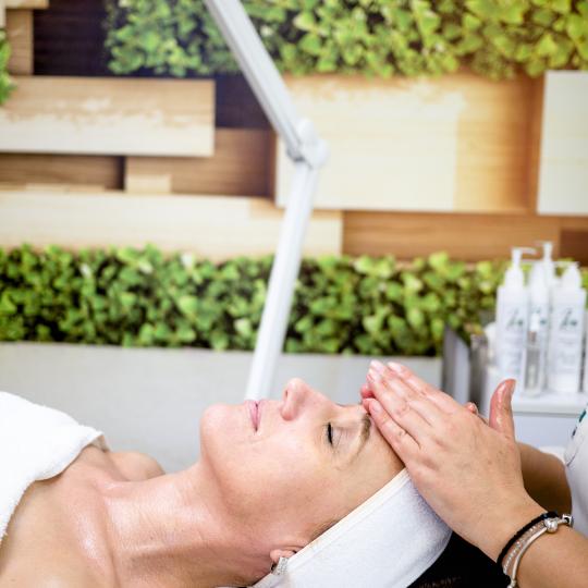 Iva Beauty Lab #beograd Depilacija šećernom pastom Osnovna ruska masaža 6 TRETMANA Ruska masaža 