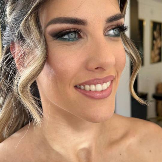 Esthetique Privé #beograd Make-up / šminkanje Profesionalno šminkanje + veštačke trepavice - ve