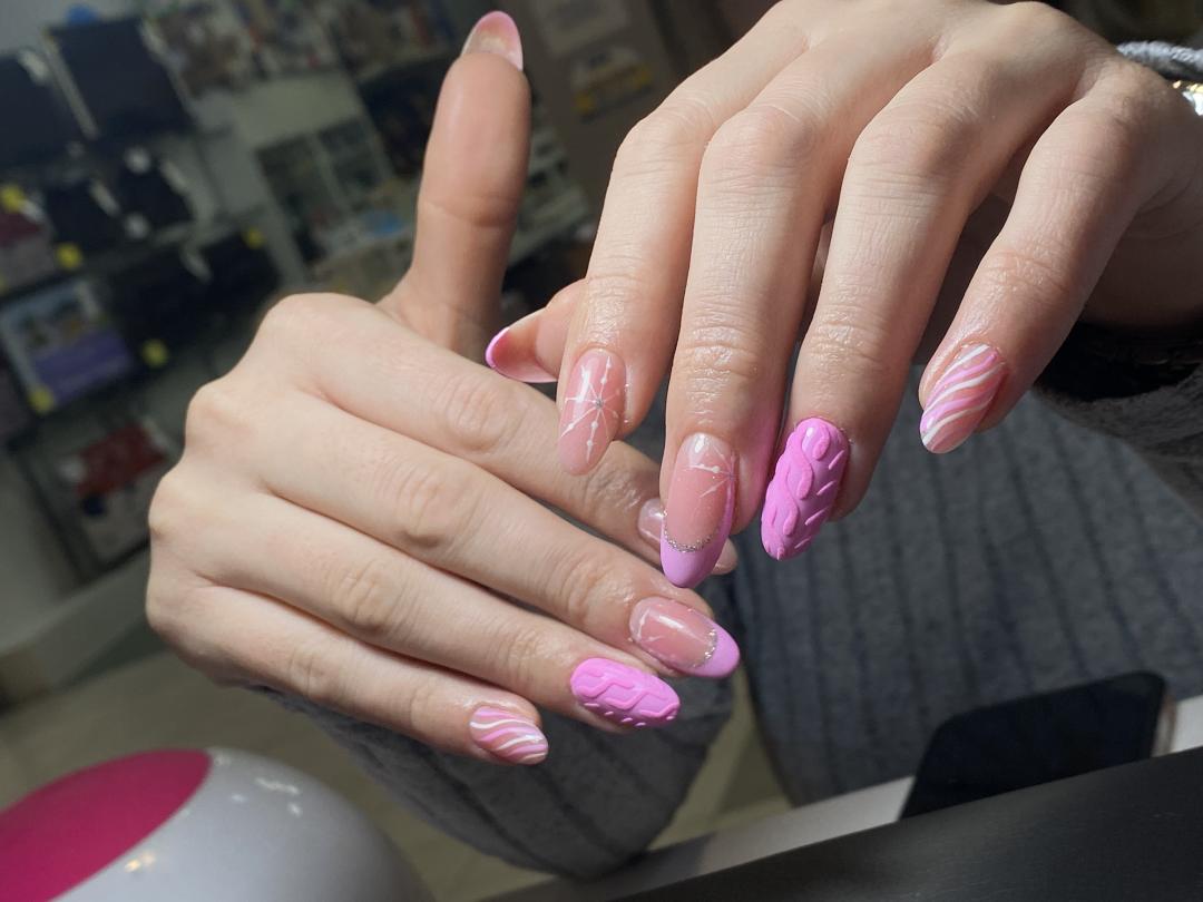 Urban Nails nail bar, Beograd LookBook