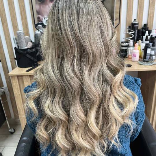 Jelena Marinković #beograd Ombre, sombre, balayage Balayage - ekstra duga kosa