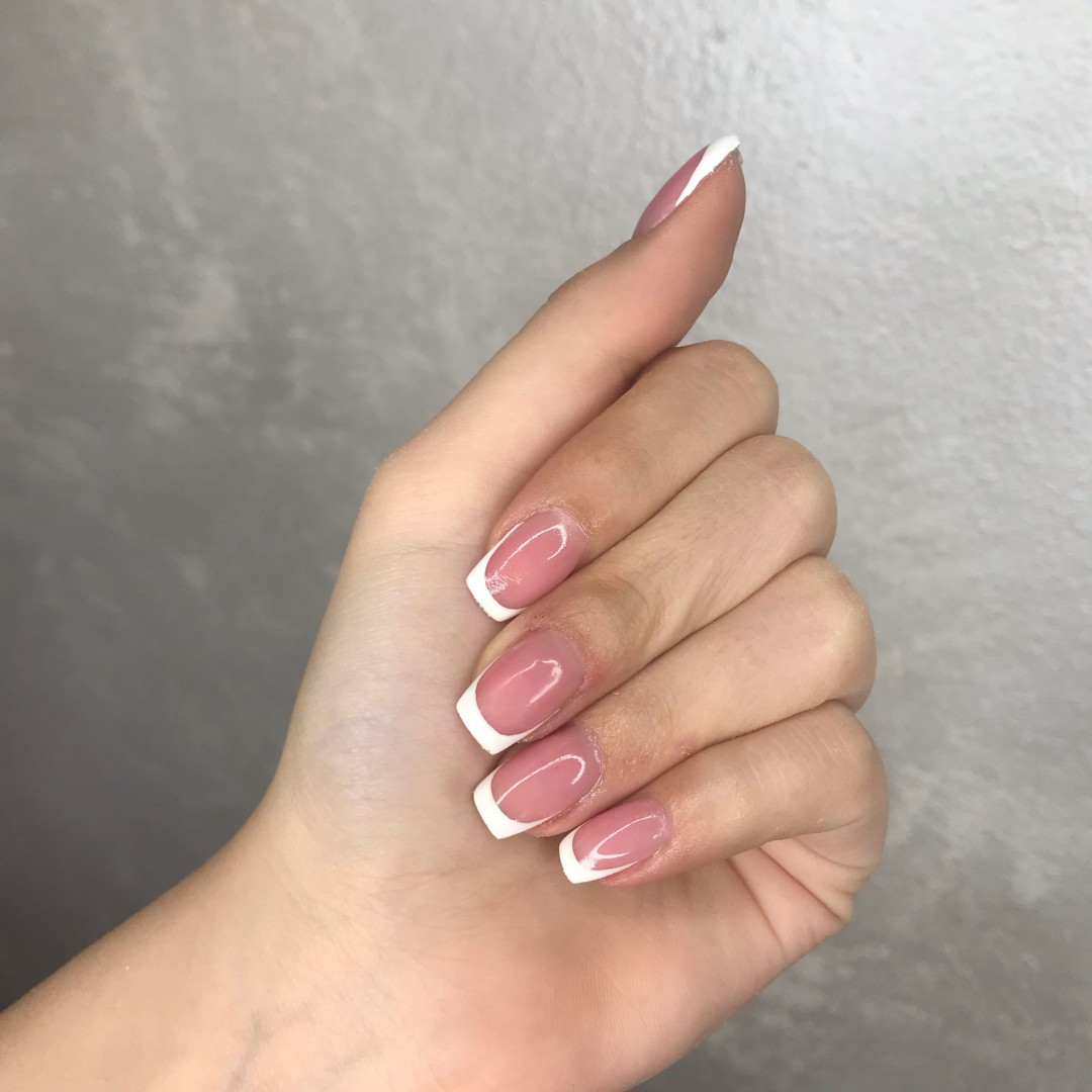 Studio Crystal by Sandra #beograd Izlivanje noktiju