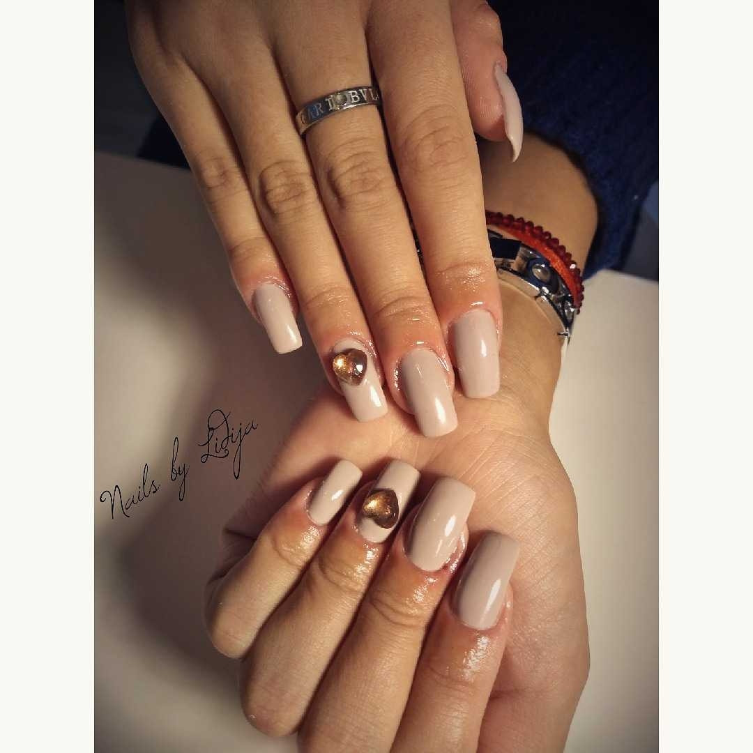 Beauty studio Lidija #beograd Nadogradnja noktiju