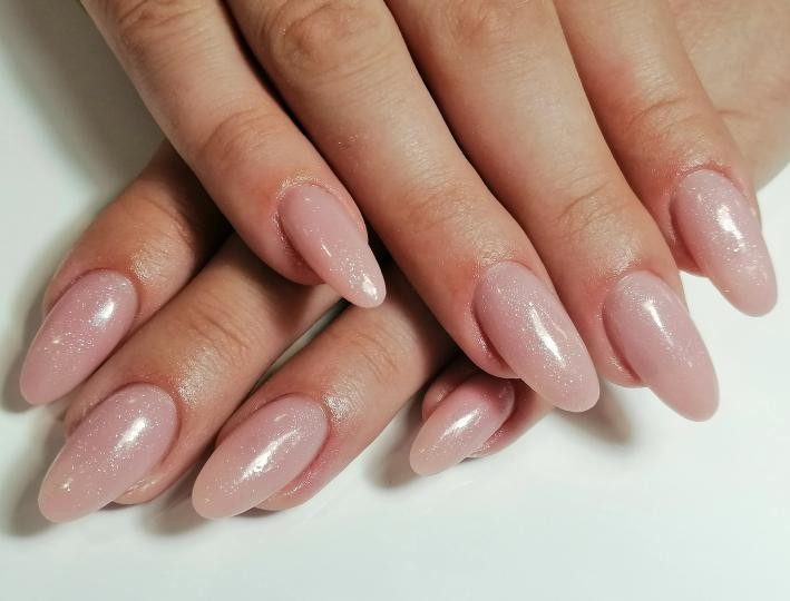 Nail office - TC BIG Rakovica #beograd Korekcija noktiju Korekcija noktiju gelom + boja - S dužina