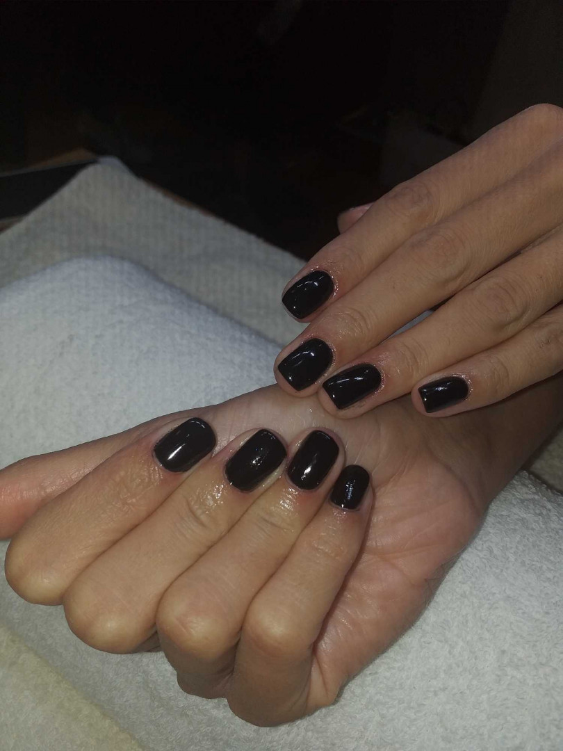 Cut & Color #beograd Korekcija noktiju Korekcija gel laka