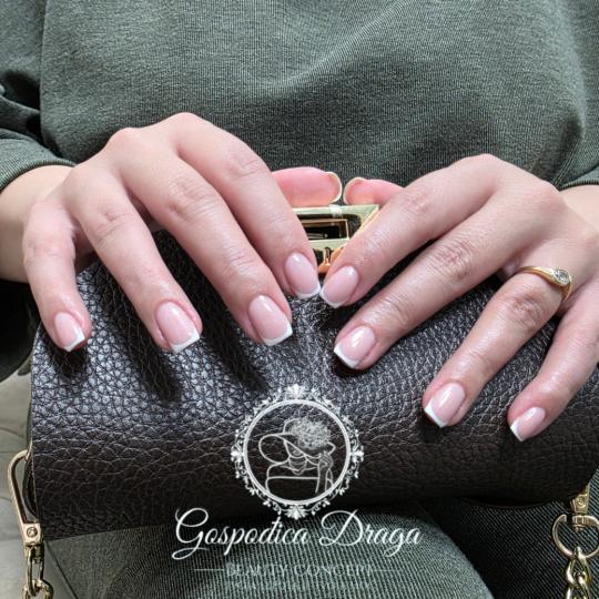 Gospođica Draga #novisad Manikir Francuski manikir