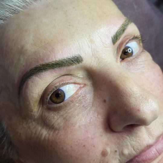 Čarli #beograd Trajna šminka Japansko iscrtavanje obrva + prva korekcija