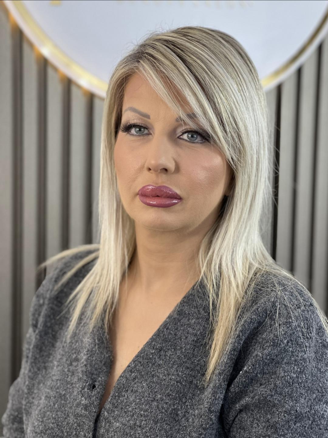 Princess beauty #nis Make-up / šminkanje Profesionalno šminkanje + veštačke trepavice