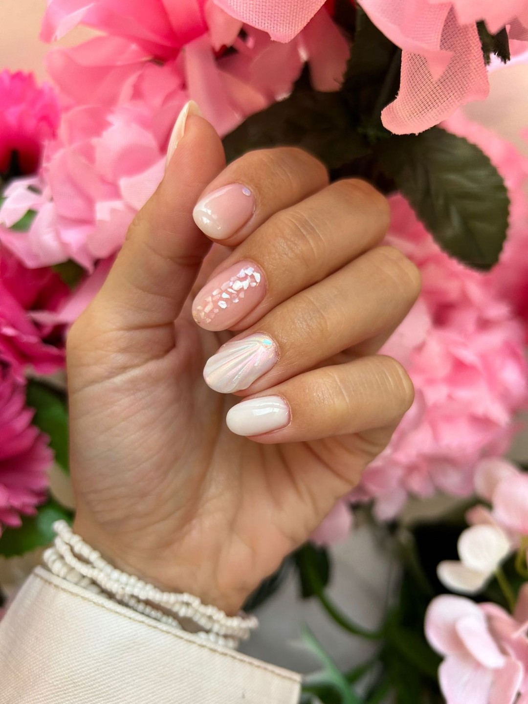 D&D Beauty Center #beograd Izlivanje noktiju Korekcija izlivanja noktiju gelom - M dužina